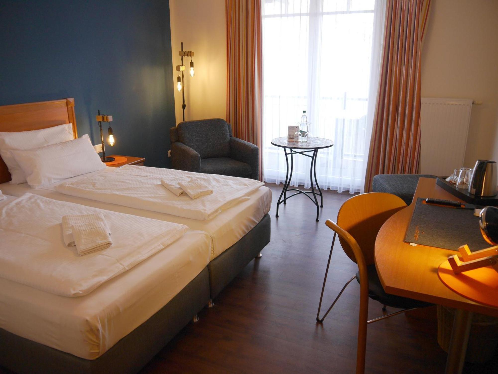 Pension Sanddorn Mit Cafe Carlssons Binz Extérieur photo